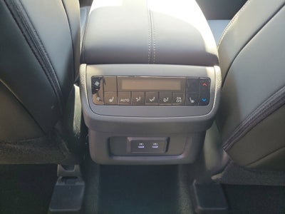 2026 Nissan Pathfinder SL Premium