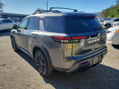 2026 Nissan Pathfinder SL Premium