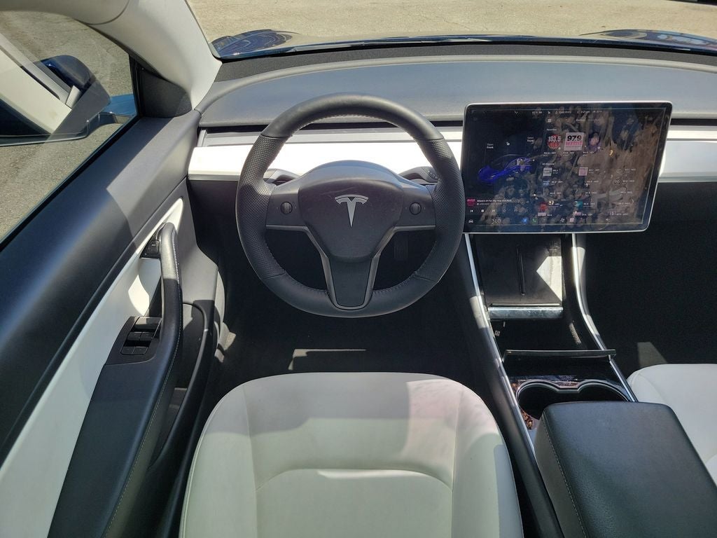2020 Tesla Model 3 Standard Range Plus