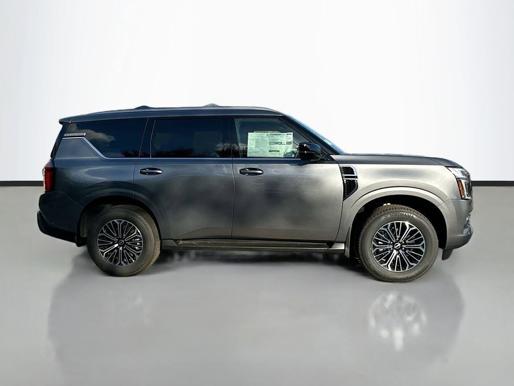 2026 Nissan Armada SL Captains Chairs