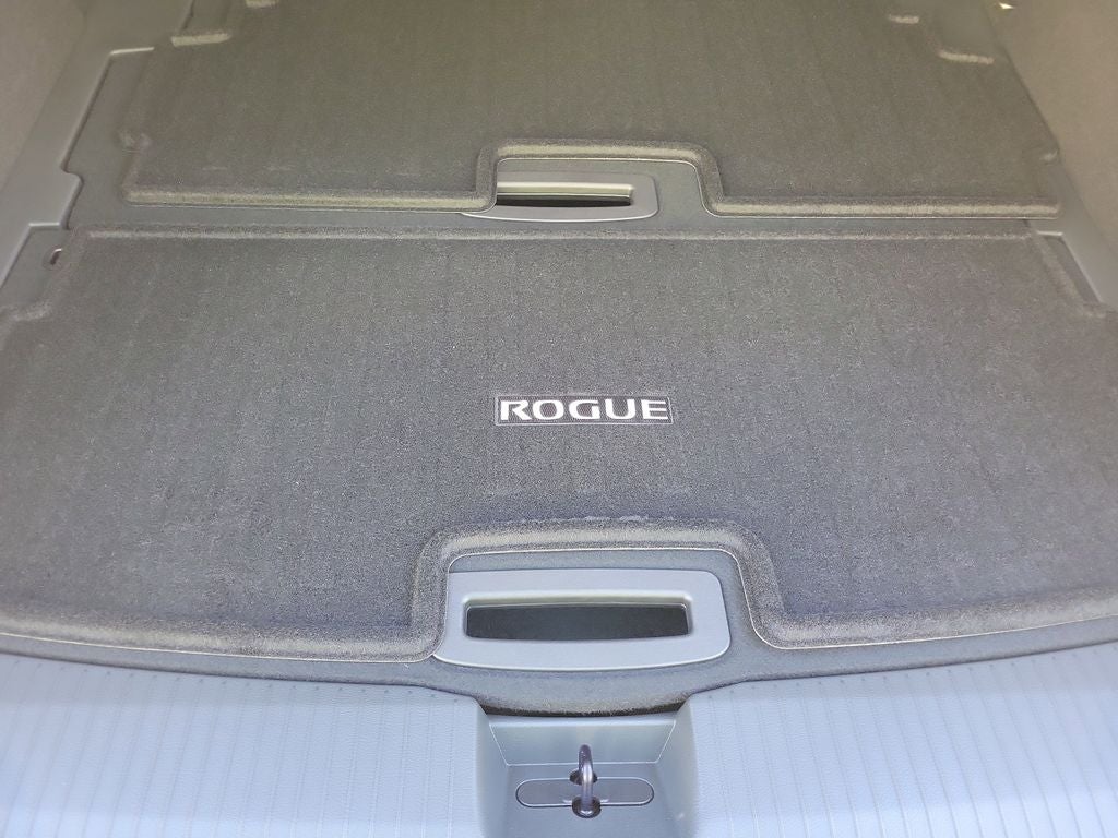 2026 Nissan Rogue Platinum PREMIUM