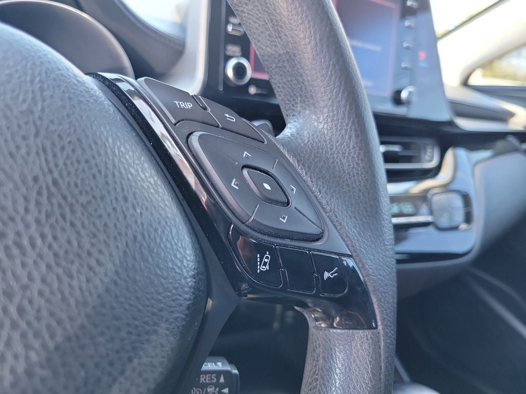 2020 Toyota C-HR LE