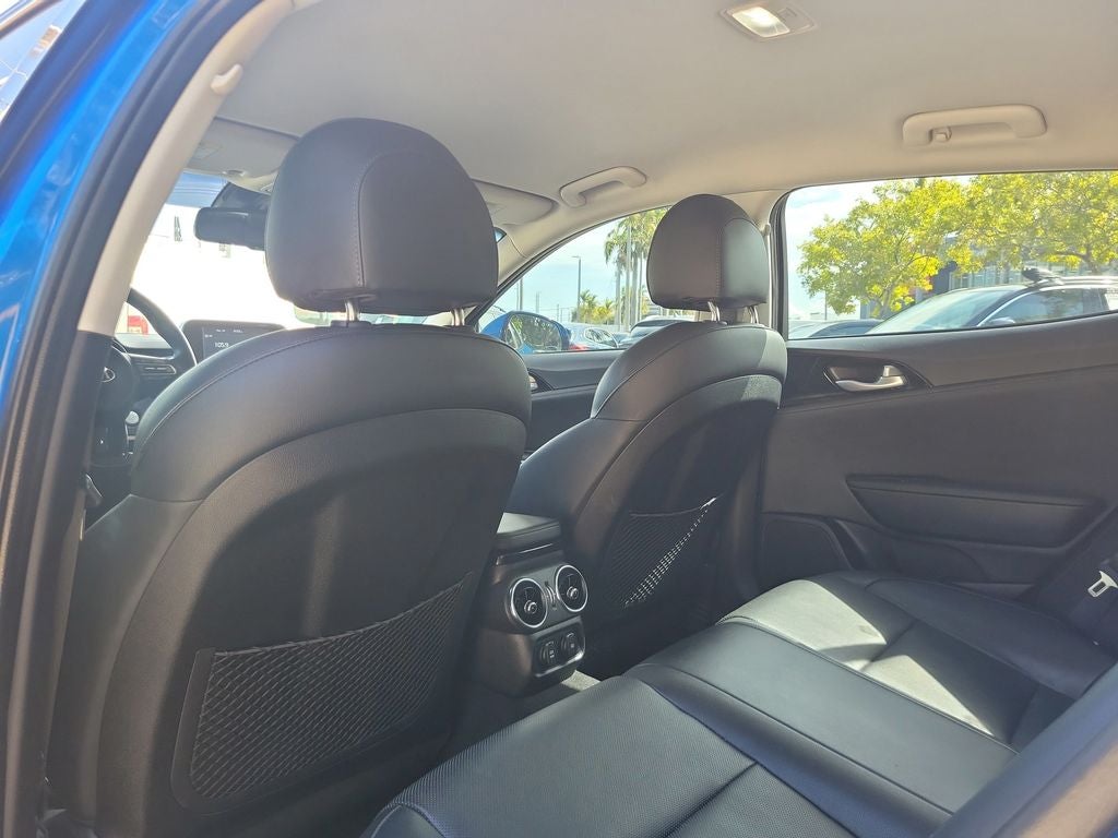 2019 Kia Stinger Base