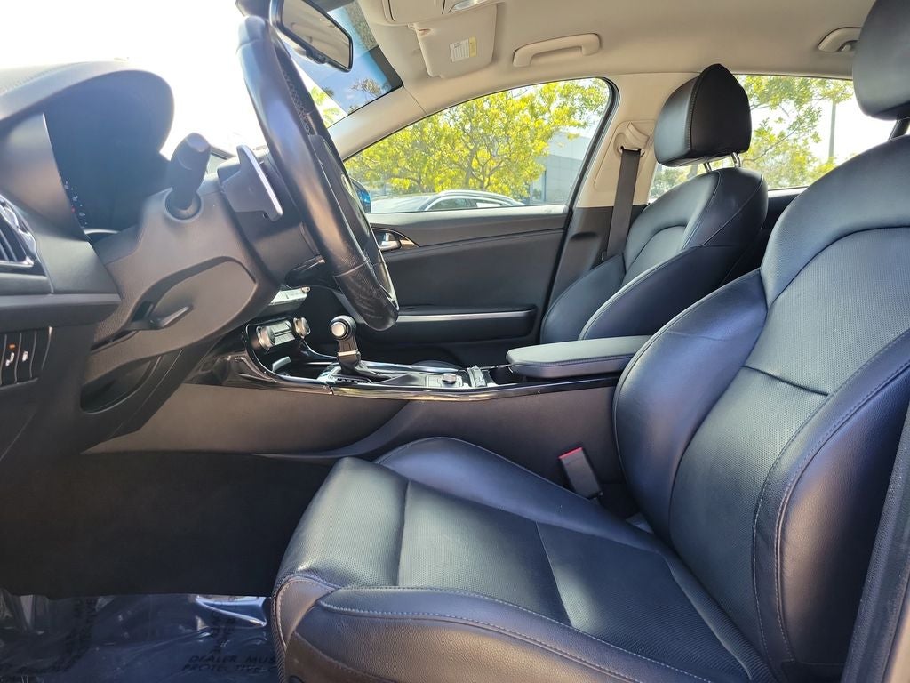 2019 Kia Stinger Base