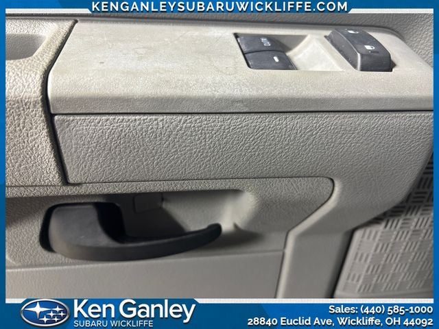 2010 Ford E-350SD XLT