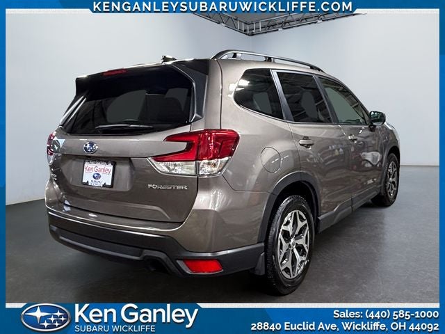 2024 Subaru Forester Premium