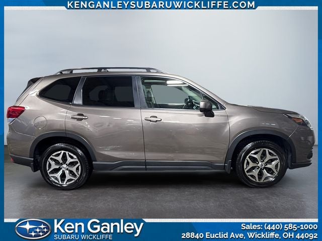 2024 Subaru Forester Premium