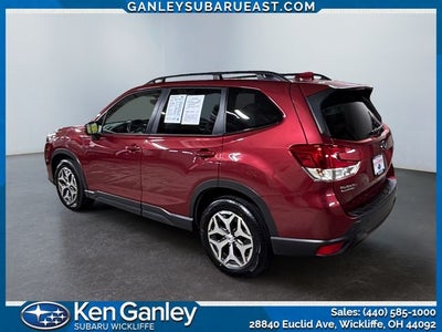 2023 Subaru Forester Premium