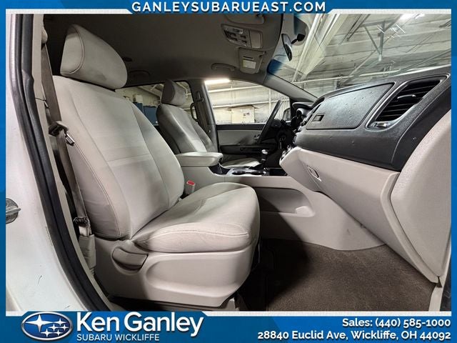 2021 Kia Sedona LX