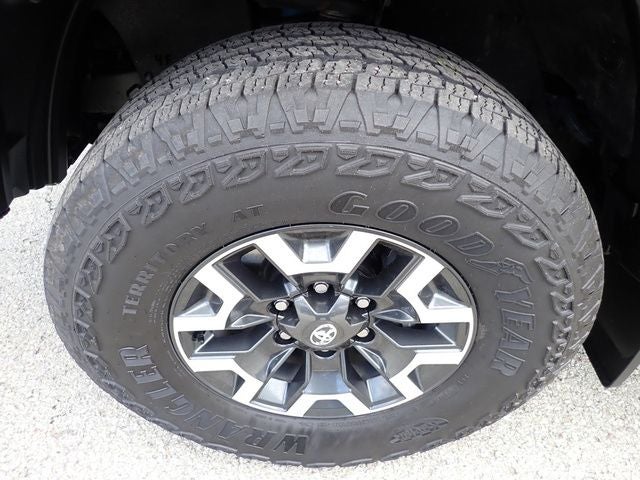 2023 Toyota Tacoma TRD Off-Road V6
