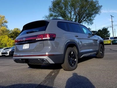 2026 Volkswagen Atlas 2.0T Peak Edition