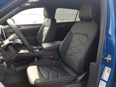 2025 Volkswagen Atlas Cross Sport 2.0T SE w/Technology