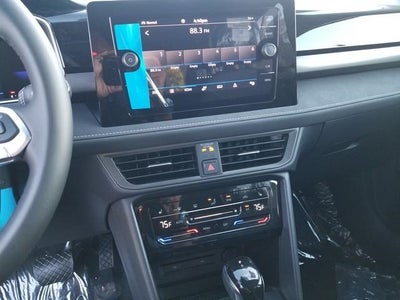 2025 Volkswagen Taos 1.5T SE Black