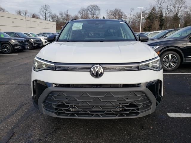 2025 Volkswagen Taos 1.5T SE Black