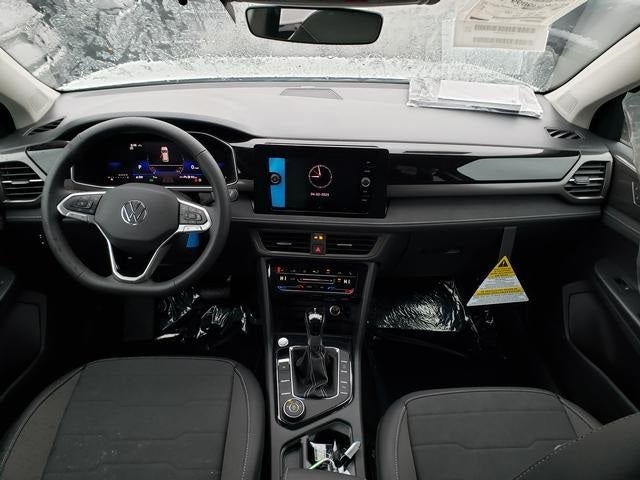 2025 Volkswagen Taos 1.5T SE Black