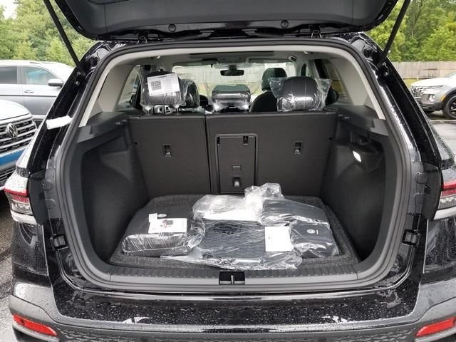 2025 Volkswagen Taos 1.5T SE Black