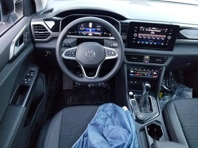 2025 Volkswagen Taos 1.5T SE Black