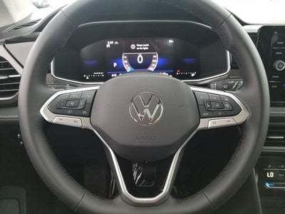 2025 Volkswagen Taos 1.5T SE Black