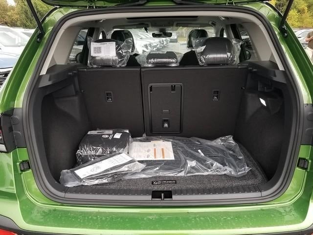 2025 Volkswagen Taos 1.5T SE Black