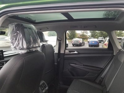 2025 Volkswagen Taos 1.5T SE Black