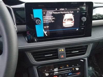 2025 Volkswagen Taos 1.5T SE Black