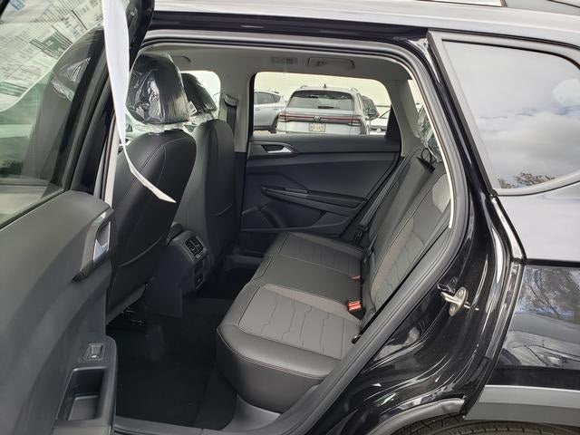 2025 Volkswagen Taos 1.5T SE Black