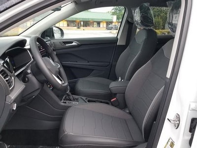 2025 Volkswagen Taos 1.5T SE Black