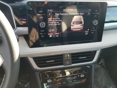 2025 Volkswagen Taos 1.5T SEL