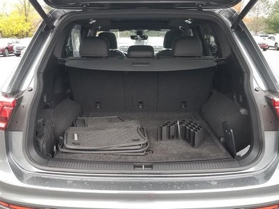 2022 Volkswagen Tiguan 2.0T SE R-Line Black