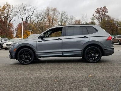 2022 Volkswagen Tiguan 2.0T SE R-Line Black