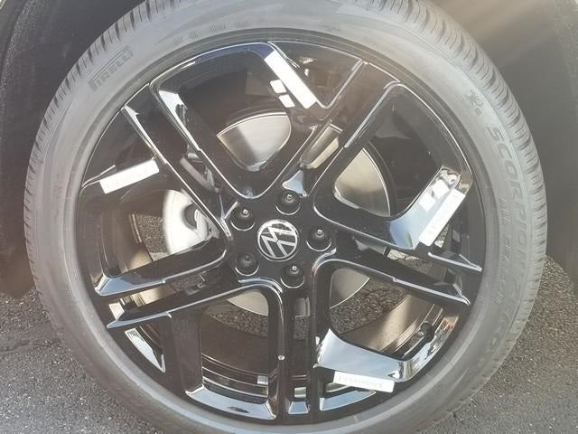 2025 Volkswagen Tiguan 2.0T SE R-Line Black