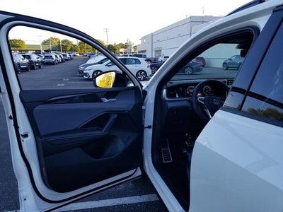 2025 Volkswagen Tiguan 2.0T SE R-Line Black