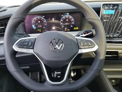 2025 Volkswagen Tiguan 2.0T SE R-Line Black