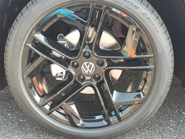 2025 Volkswagen Tiguan 2.0T SE R-Line Black
