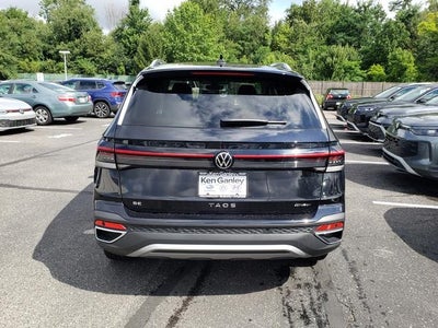 2025 Volkswagen Taos 1.5T SE