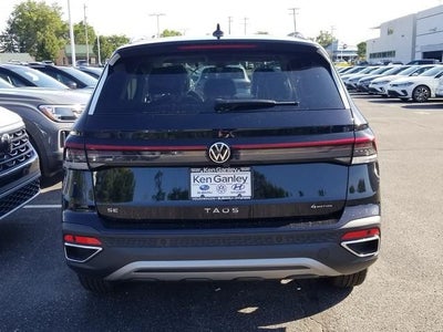 2025 Volkswagen Taos 1.5T SE