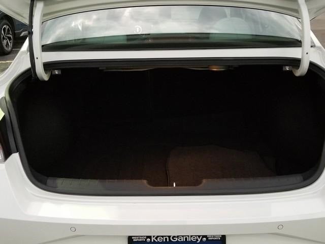 2021 Hyundai Elantra Limited