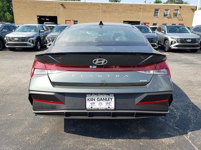 2025 Hyundai Elantra Hybrid SEL Sport