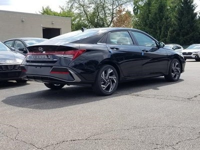 2025 Hyundai Elantra Hybrid Limited