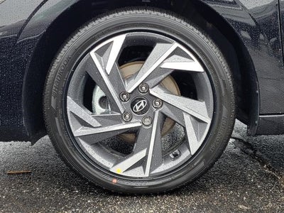 2025 Hyundai Elantra Hybrid Limited