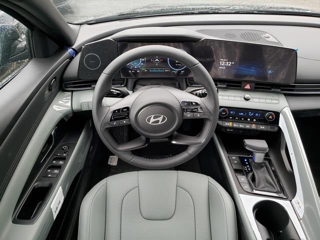 2025 Hyundai Elantra Hybrid Limited