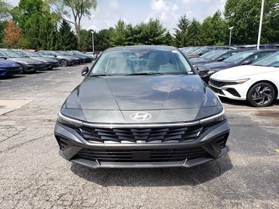 2025 Hyundai Elantra Hybrid Limited