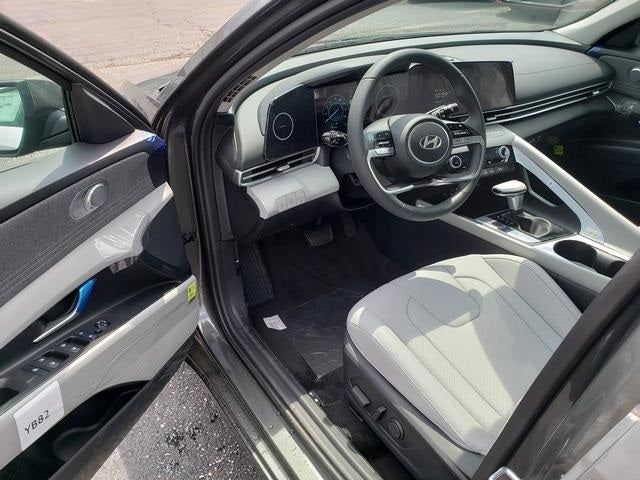 2025 Hyundai Elantra Hybrid Limited