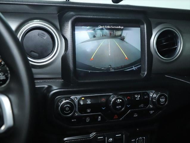 2022 Jeep Wrangler Unlimited Sahara 4x4