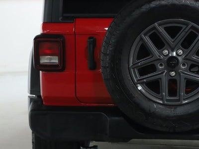 2025 Jeep Wrangler 4-Door Summit 4x4