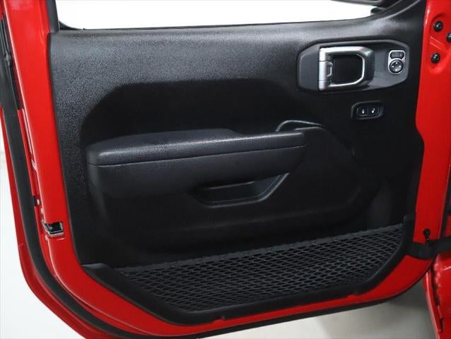 2025 Jeep Wrangler 4-Door Summit 4x4