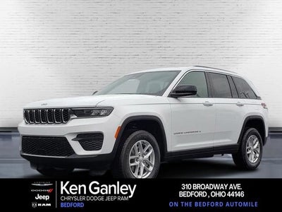 2025 Jeep Grand Cherokee GRAND CHEROKEE LAREDO X 4X4