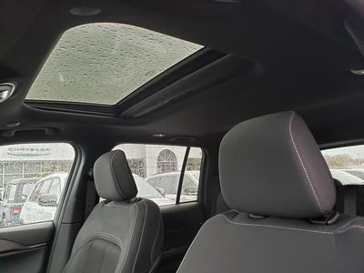 2025 Jeep Grand Cherokee GRAND CHEROKEE LAREDO X 4X4