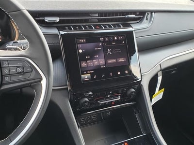 2026 Jeep Grand Cherokee GRAND CHEROKEE LAREDO X 4X4