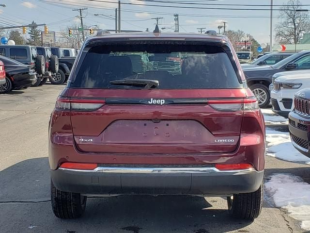 2026 Jeep Grand Cherokee GRAND CHEROKEE LAREDO X 4X4
